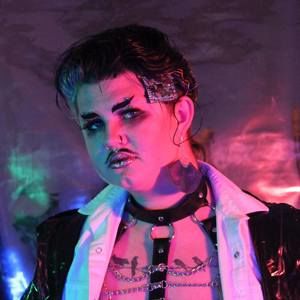 Meet your Posher, Jaz